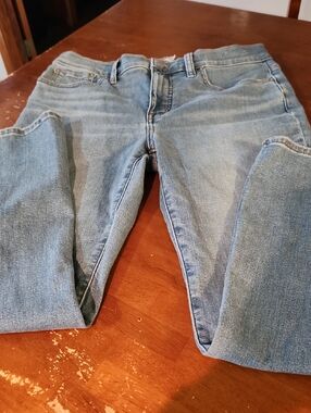 Madewell Mid-Rise Kick Out Jeans Size 29